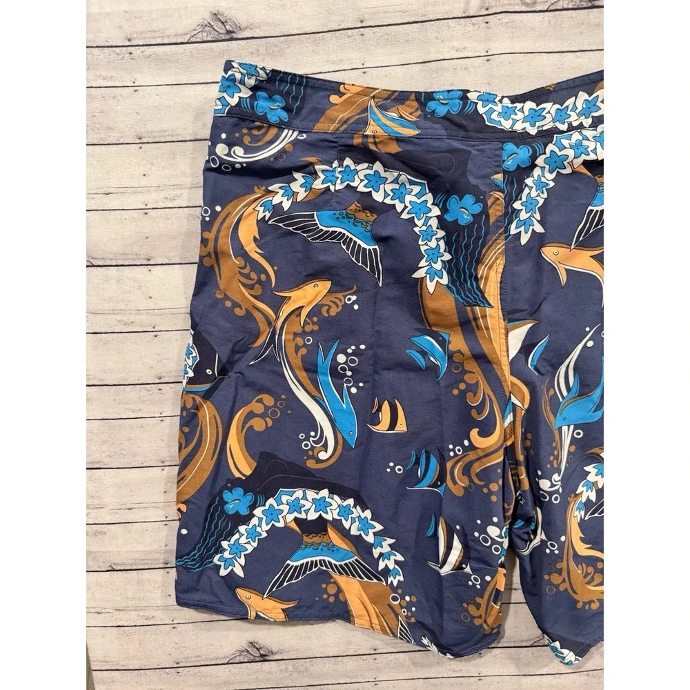 PATAGONIA Mens Board Short Sz 38 Blue Minimalist Wavefarer Nylon Fish Swim Trunk